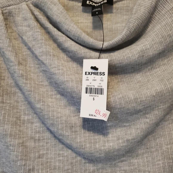 🍀New Express Light Gray Top Size Small - Picture 4 of 4